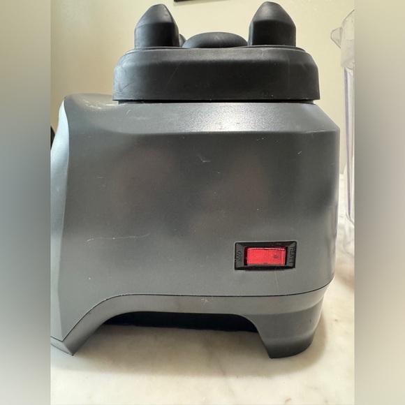 Jamba Appliances 2.4 hp Blender with 64 oz Jar, Grey (58910) - Picture 5 of 14